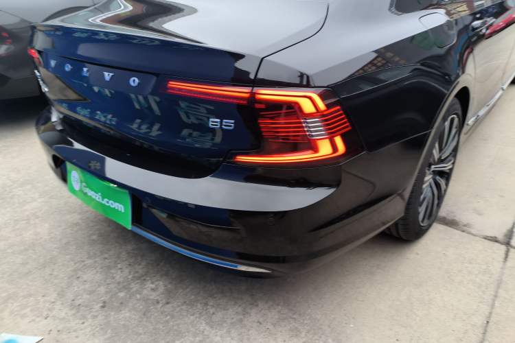 Used Volvo S90 2025 B5 Zhiya Luxury Edition