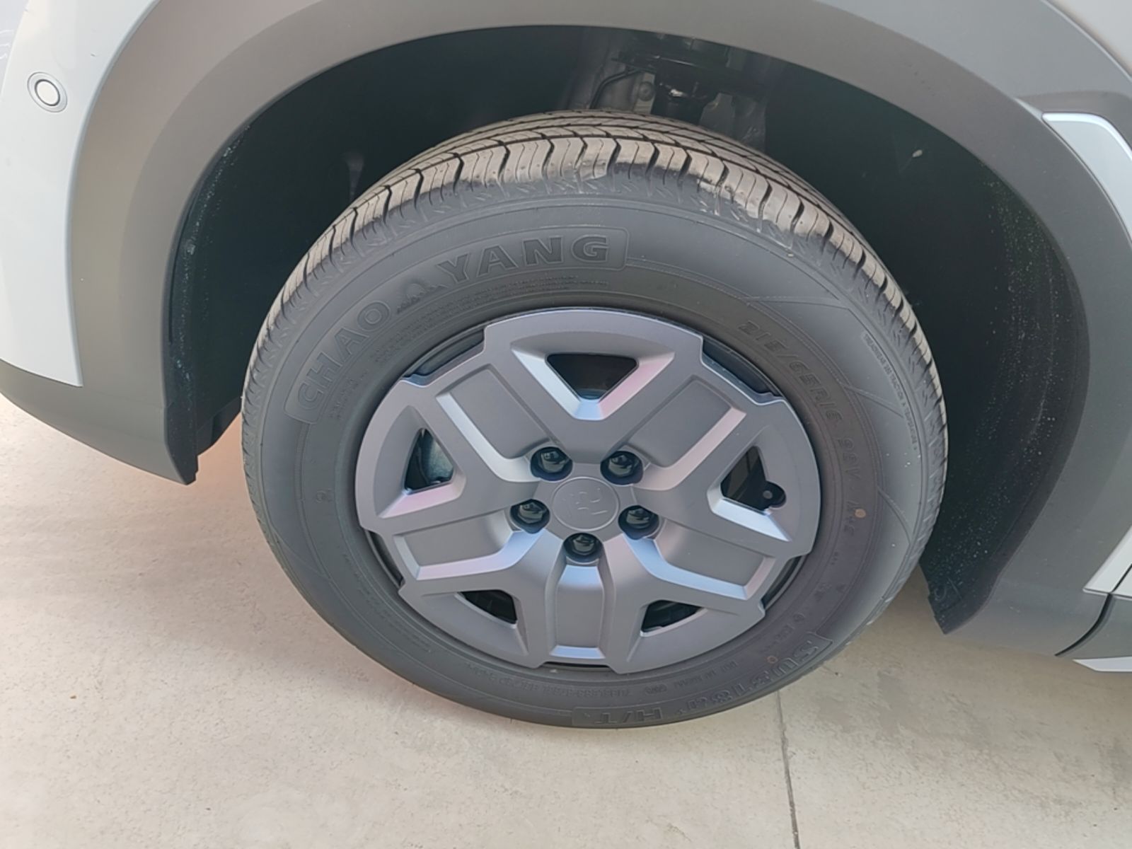 BYD Yuan UP 2025 Intelligent Driving Version 401 KM Dynamic Edition — снимка 10