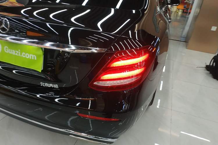 Used Mercedes-Benz E-Class 2016 E 300 L Stylish Model
