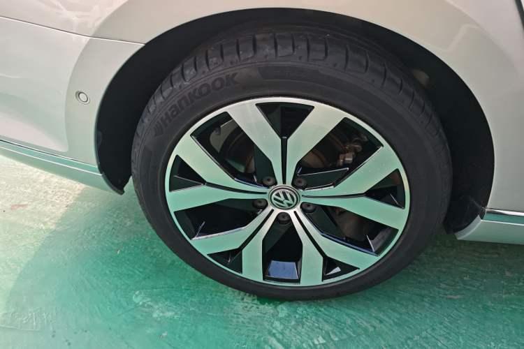 Used Volkswagen Magotan 2018 330TSI DSG Luxury Model
