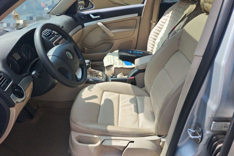 Used Skoda Octavia 2009 1.6L Automatic Elegance Edition
