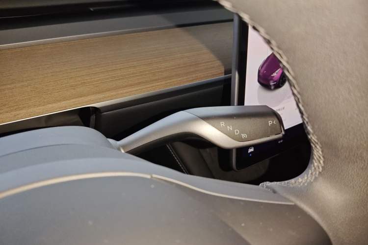 Used Tesla Model Y 2022 Rear-Wheel-Drive Version