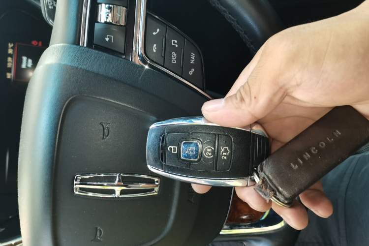 Used Lincoln Continental 2018 2.0T Two-Wheel Drive Deluxe Edition
