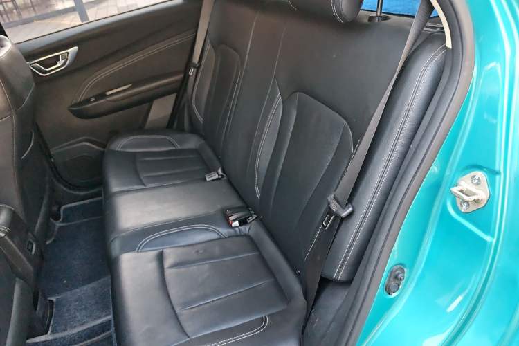 Used Geely Auto Vision X3 2019 Upgraded Model 1.5L CVT Prestige Version
