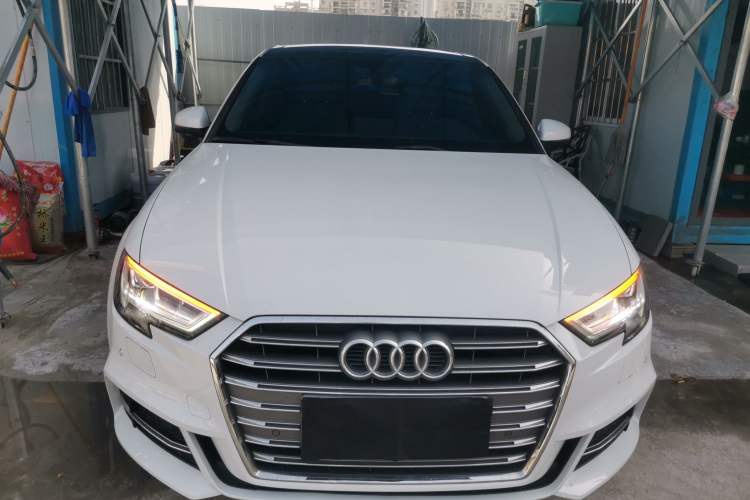 Used Audi A3 2020 Limousine 35 TFSI Fashion Edition China VI Emission Standard