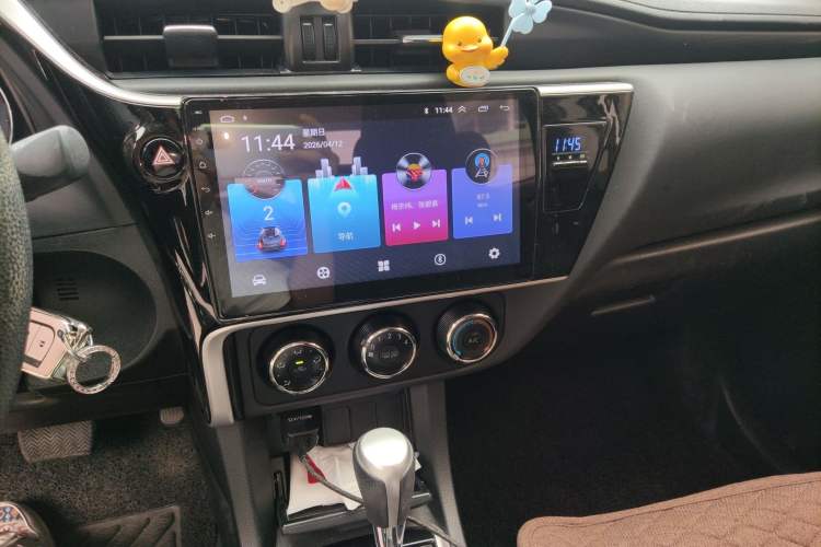 Used Toyota Corolla 2017 1.2T CVT GL Audio And AC Panel