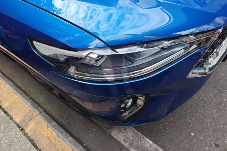 Used Haval F7x 2019 1.5T Two-Wheel Drive Smart & Trendy Edition Right Front Headlight