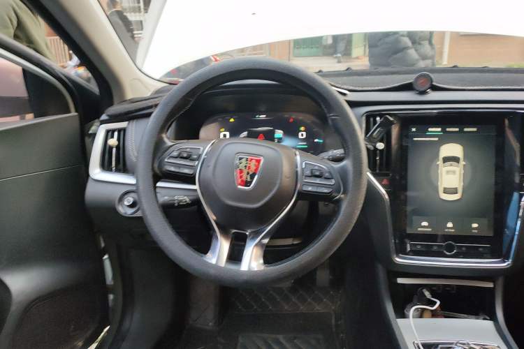 Used Roewe i6 New Energy 2017 45T Hybrid Connect & Smart Enjoyment Edition Steering Wheel