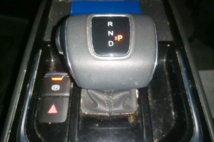 Used Hongqi E-QM5 2022 431 km Battery-Swap Enjoyment Version Gear Lever