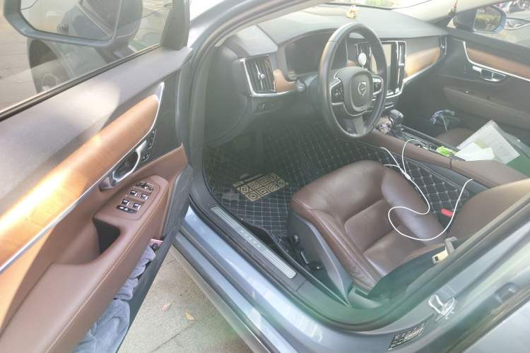 Used Volvo S90 2019 T5 Zhiyuan Edition