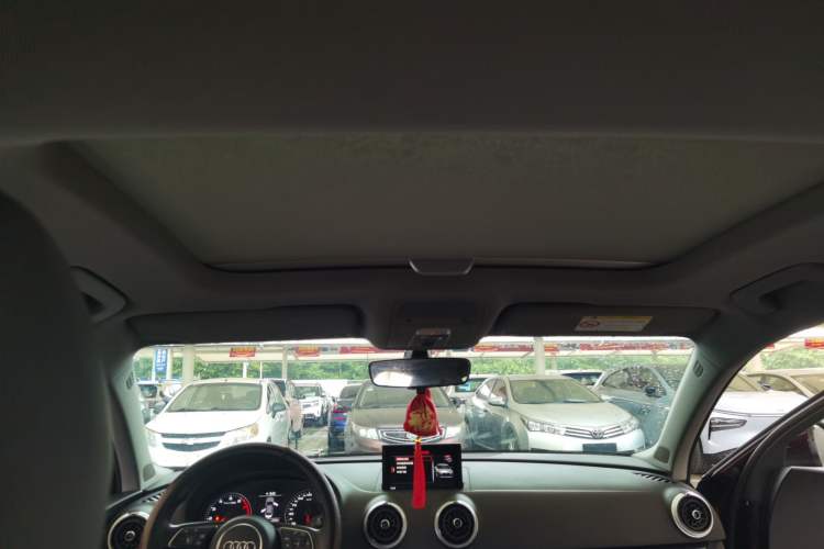 Used Audi A3 2019 Limousine 35 TFSI Fashion Edition China VI Emission Standard
