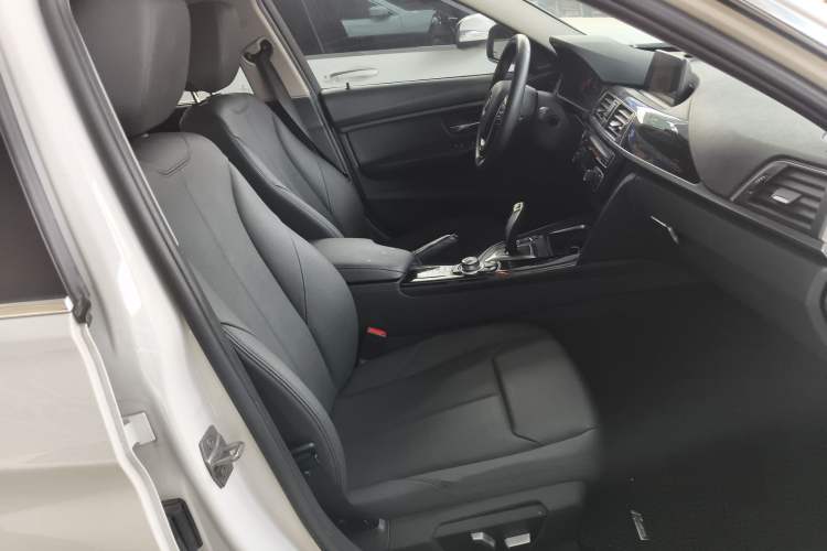 Used BMW 3 Series 2016 320Li Fashion Model