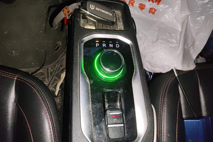 Used Dayun Yuehu 2021 Revised Version 32.85 kWh Two-Wheel Drive Sprite Edition
