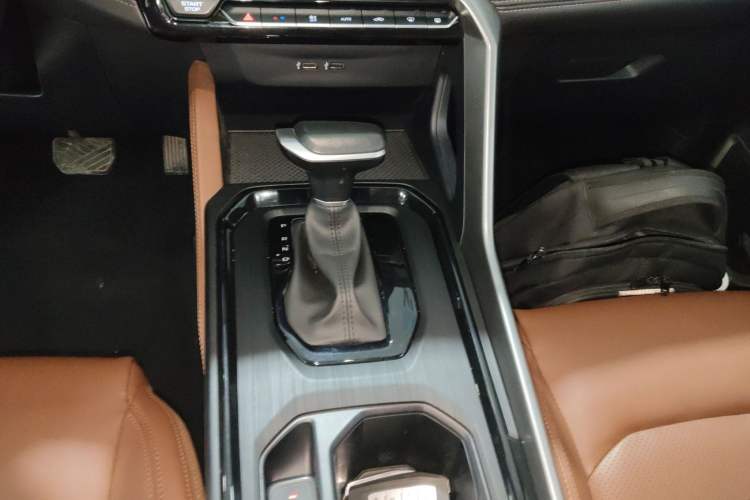 Used Geely Auto Vision X6 2021 PRO 1.4T Automatic Prestige Model