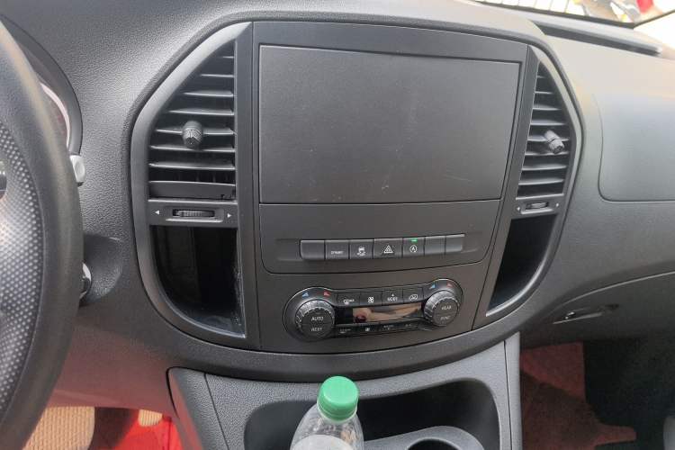 Used Mercedes-Benz Vito 2021 2.0T Elite Version 7 Seats