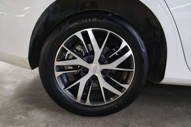 Used Geely Auto Emgrand 2025 4th Generation 1.5L CVT Longteng Edition