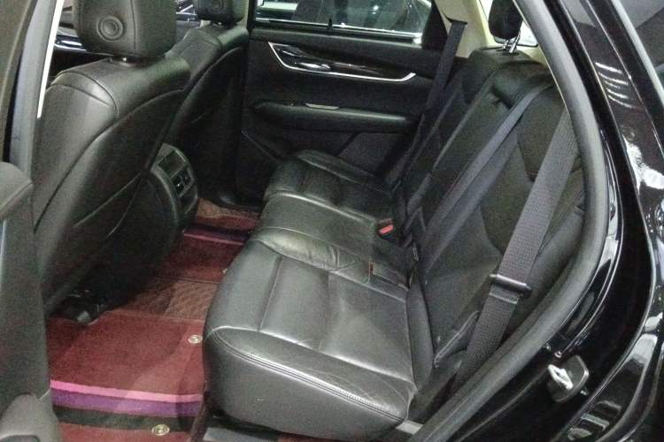 Used Cadillac XT5 2018 25T Luxury Model