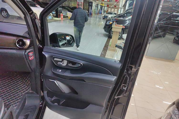 Used Mercedes-Benz V-Class 2020 V 260 L Long-wheelbase Luxury Edition
