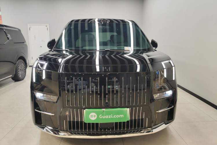 Used Zeekr 009 2024 7-Seater Walk-Through Version Four-Wheel Drive 108 kWh Front