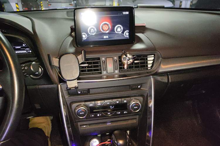 Used Mazda CX-4 2018 2.5L Automatic 4x4 Sky Passion Edition China VI Standard
