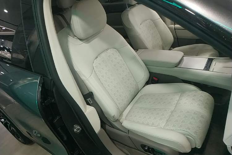 Used Zeekr 7X 2026 103kWh Rear-Drive MAX Edition