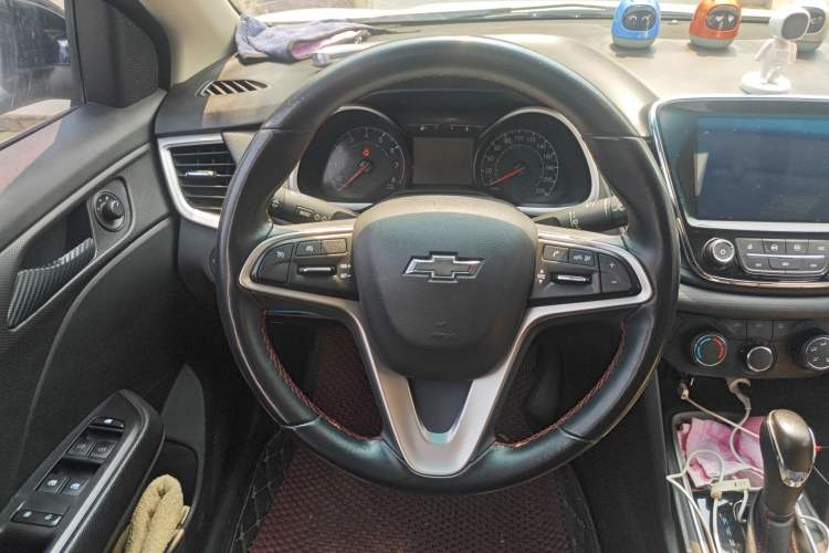 Used Chevrolet Monza 2020 Light Hybrid Redline 320T Dual-Clutch Joyful Edition