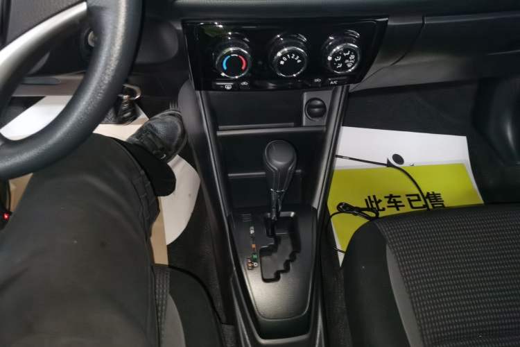 Used Toyota Vios 2021 1.5L CVT Comfort Edition Gear Lever