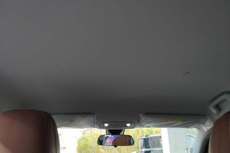 Used Wuling Bingo S 2025 Model 325km Deluxe Edition
