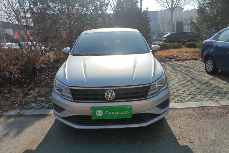 Used Volkswagen Jetta 2017 1.4L Manual Fashion Edition