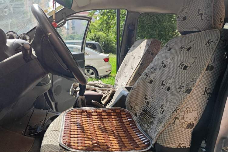 Used FORTHING Lingzhi 2012 Commercial Version 1.6L Base Model
