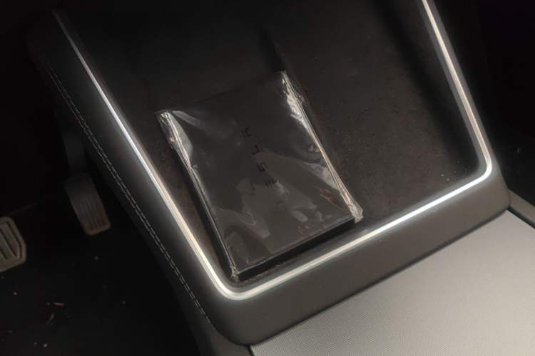 Used Tesla Model Y 2025 Rear-Wheel-Drive Version