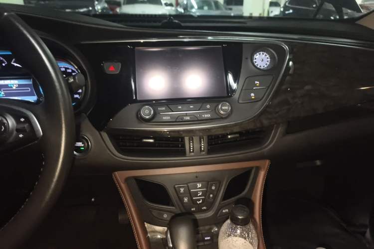 Used Buick Envision 2016 28T Four-Wheel Drive Elite Version
