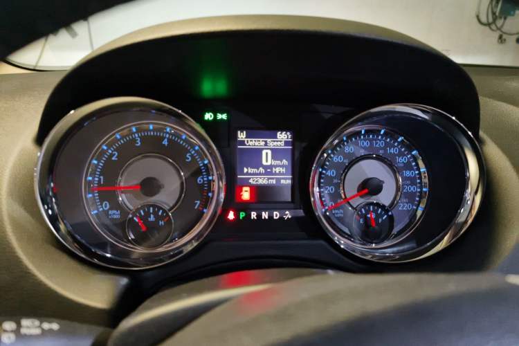 Used Chrysler Grand Voyager 2014 3.6L Comfort Edition Instrument Cluster