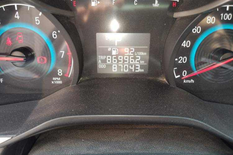 Used Chevrolet Cavalier 2016 1.5L Automatic Xinyue Edition Odometer Close Up