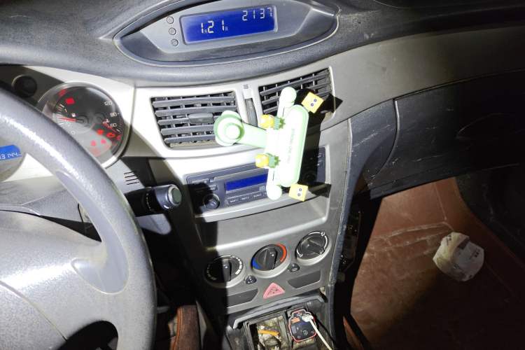 Used Dongfeng Aeolus S30 2011 1.6L Manual Zunya Model