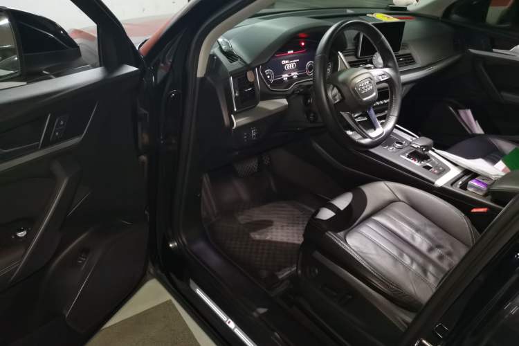 Used Audi Q5L 2020 40 TFSI Prestige Fashion Edition Driver Seat