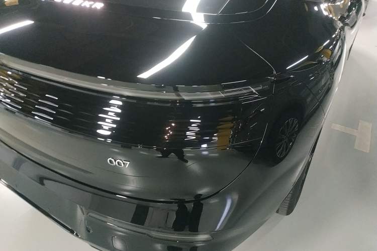 Used Zeekr 007 2025 Long-Range All-Wheel-Drive Intelligent Driving Version 100 kWh
