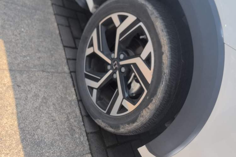 Used SOL X8 2021 300T DCT Leading Smart Connectivity Version 7 Seats