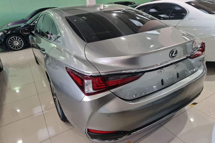 Used Lexus ES 2018 200 Luxury Edition China V Standard