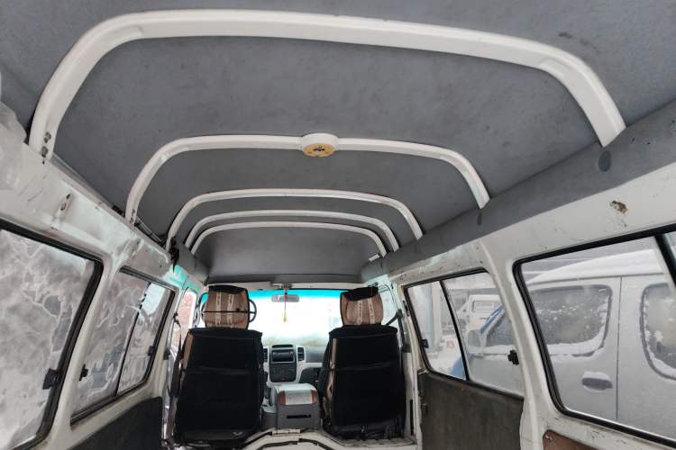 Used King Long Golden Way 2016 2.0L Value-Plus Edition 4G20
