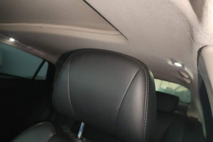 Used Hongqi H5 2022 Classic Model Facelift 1.5T DCT Qiyun Edition Headliner