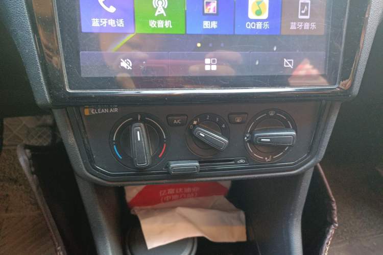 Used Volkswagen Jetta 2017 1.5L Manual Fashion Edition