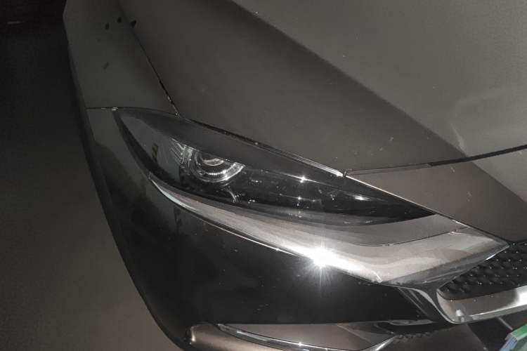 Used Mazda CX-4 2020 2.0L Automatic Two-Wheel Drive Blue Sky Dynamic Edition Right Front Headlight