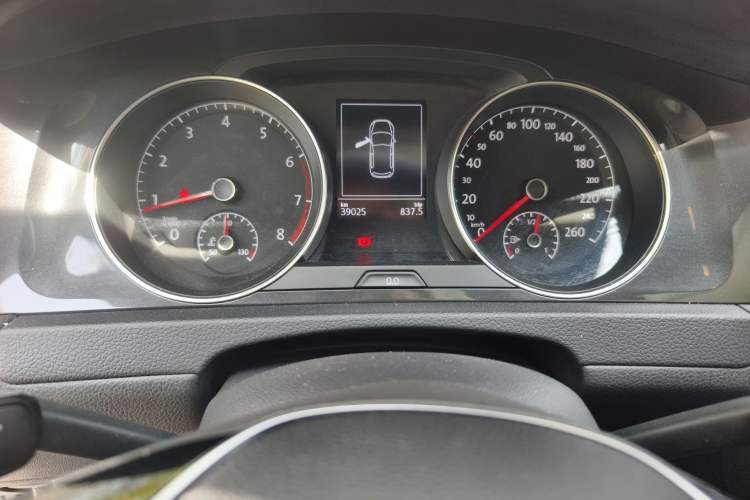 Used Volkswagen Golf 2019 200TSI DSG Comfort & Ambition Edition China VI Standard