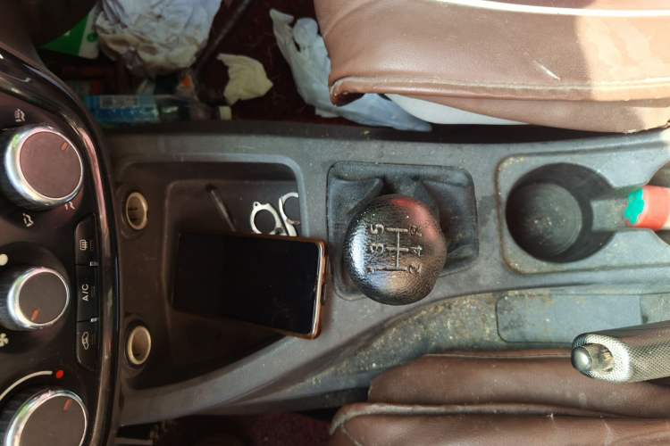 Used Wuling Rongguang V 2016 1.5L Practical Version Non-Power-Assisted