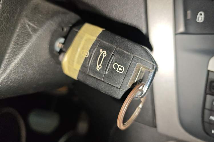 Used Citroen Elysee 2016 1.6L Automatic Fashion Model