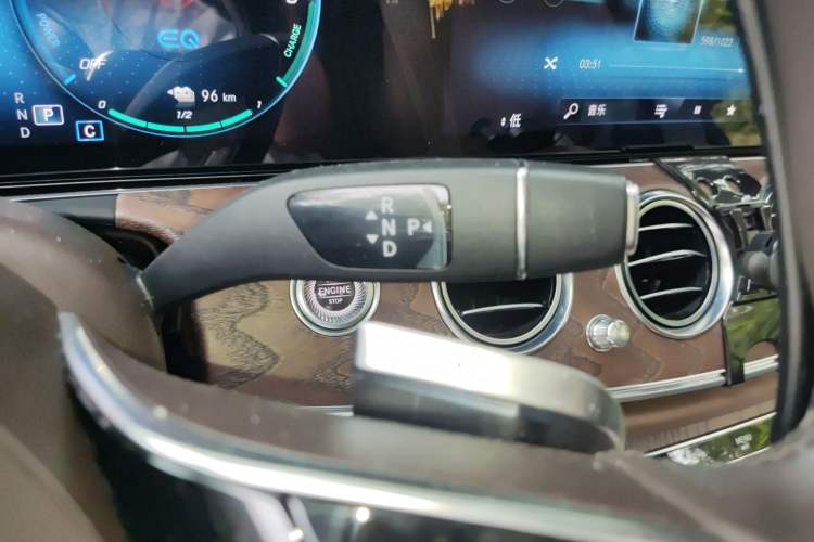 Used Mercedes-Benz E-Class New Energy 2022 Second Facelift E 350 e L Plug-in Hybrid Sedan Gear Lever