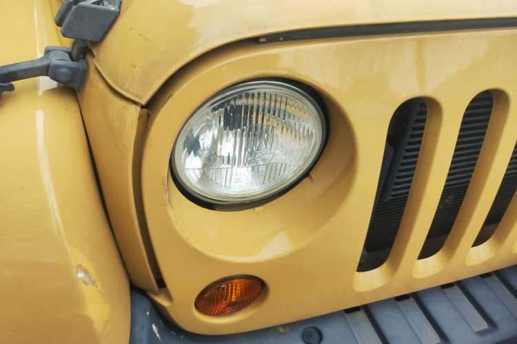 Used Jeep Wrangler 2013 3.6L Sahara two-door model