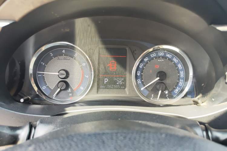 Used Toyota Corolla 2014 1.6L CVT GL-i Instrument Cluster