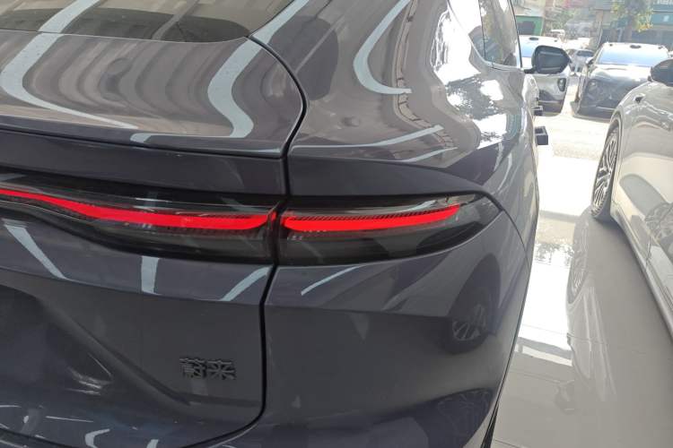 Used Nio EC6 2025 100 kWh
